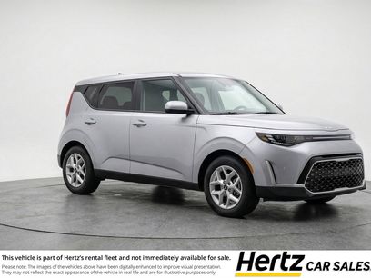 Used 2025 Kia Soul LX w/ LX Technology Package