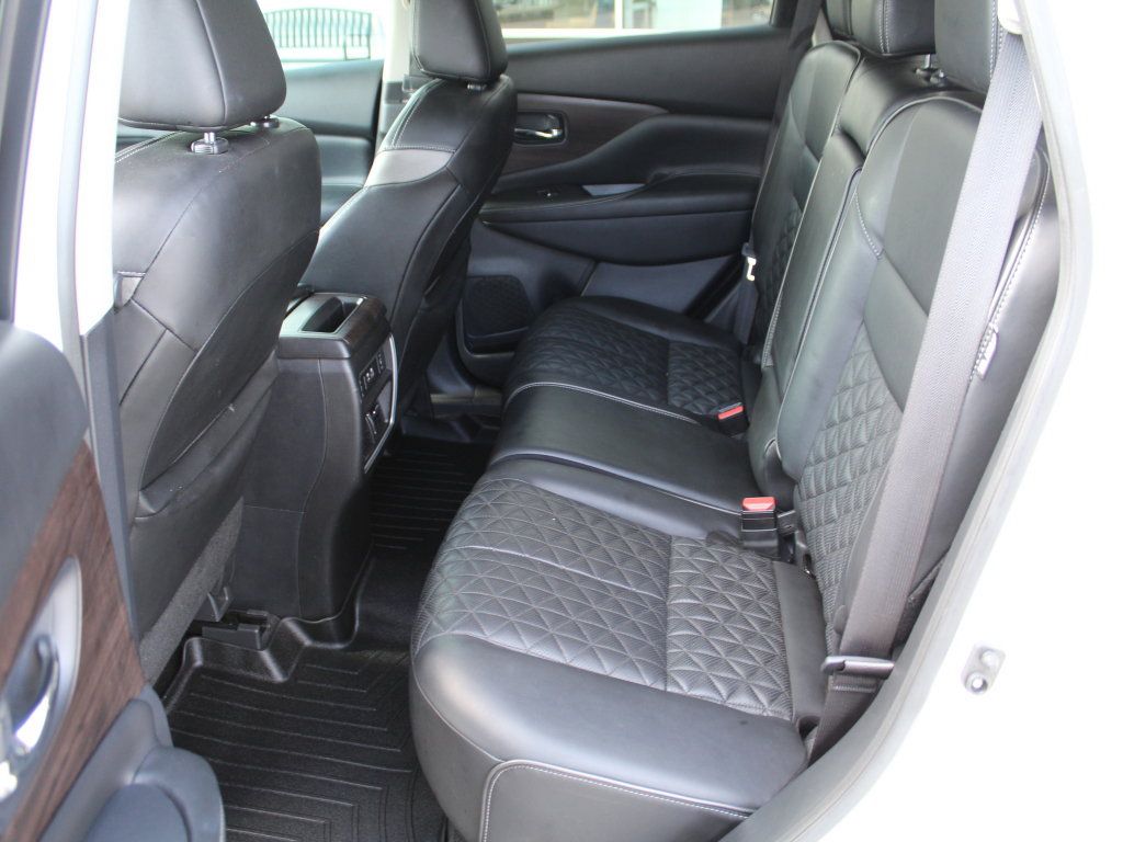 Used 2020 Nissan Murano Platinum FWD image 11