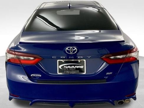 Used 2023 Toyota Camry SE w/ Convenience Package FWD image 8