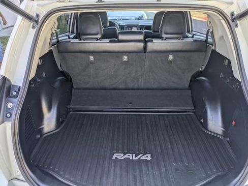 Used 2016 Toyota RAV4 Limited image 28