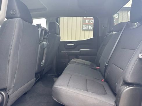 Used 2021 Chevrolet Silverado 1500 Custom Trail Boss AWD/4WD image 12