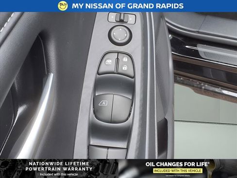 New 2025 Nissan Sentra SV w/ All-Weather Package image 8