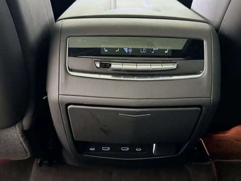 Certified 2025 Cadillac Escalade Premium Luxury AWD/4WD image 26