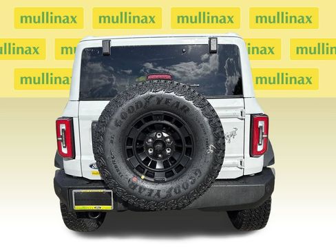 New 2026 Ford Bronco Outer Banks w/ Sasquatch Package AWD/4WD image 14