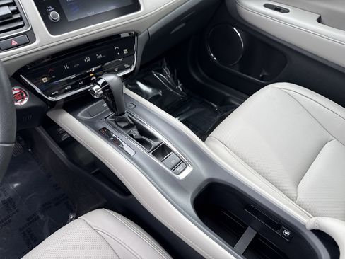 Used 2021 Honda HR-V EX-L image 26