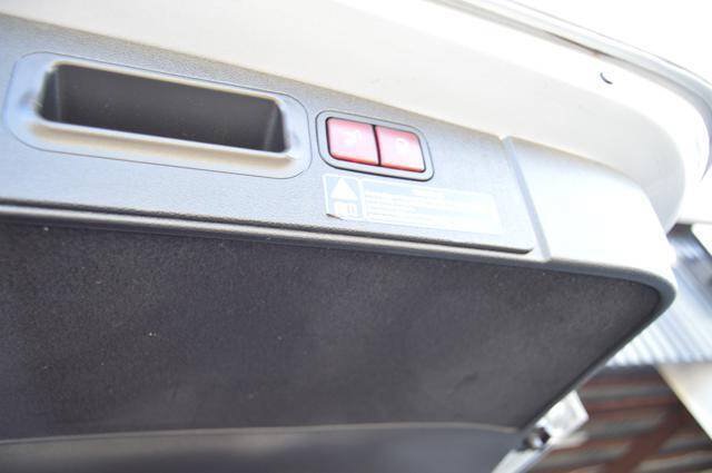 Used 2008 Mercedes-Benz GL 550 4MATIC image 35