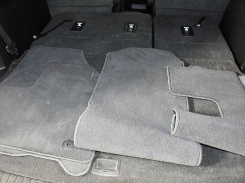 Used 2026 Chevrolet Traverse LT image 50