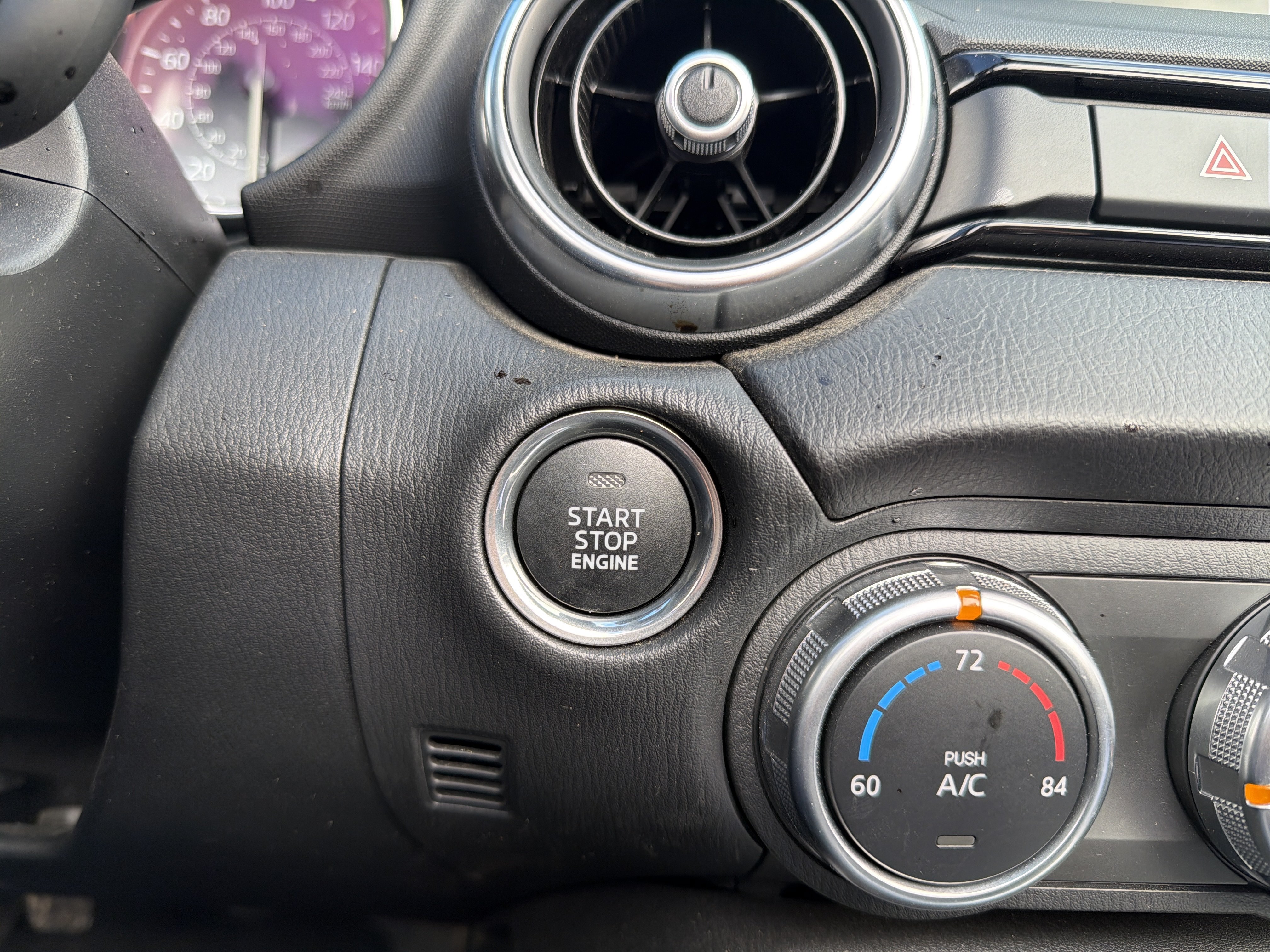 Used 2024 MAZDA MX-5 Miata Grand Touring RWD image 20