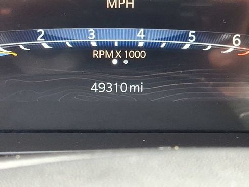 Used 2021 Jeep Grand Cherokee L Overland w/ Luxury Tech Group IV AWD/4WD image 23