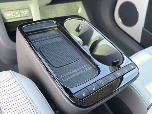 New 2026 Hyundai Ioniq 5 Limited image 32