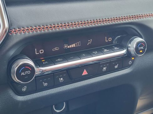 Used 2025 MAZDA CX-50 2.5 Turbo w/ Weather Package image 13