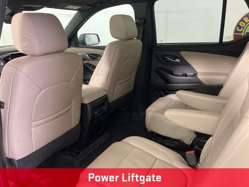 Used 2023 Chevrolet Traverse LT AWD/4WD image 17