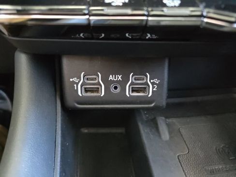Used 2024 Dodge Durango R/T AWD/4WD image 19