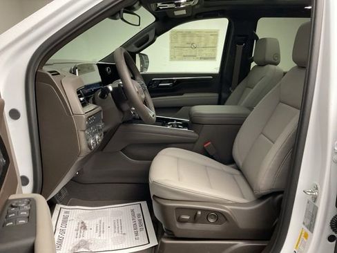 New 2026 Chevrolet Tahoe Z71 w/ Comfort Package AWD/4WD image 12