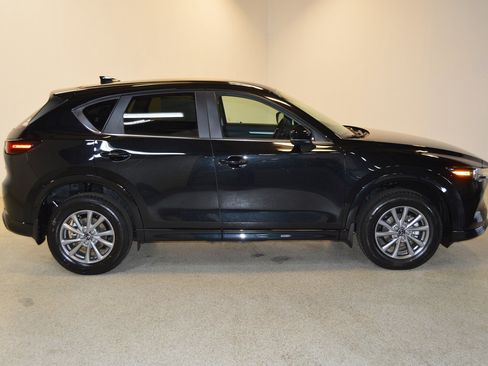 New 2025 MAZDA CX-5 AWD 2.5 S w/ Select Package image 2