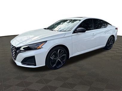 New 2025 Nissan Altima 2.5 SR