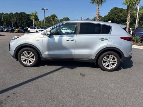 Used 2018 Kia Sportage LX AWD/4WD image 8