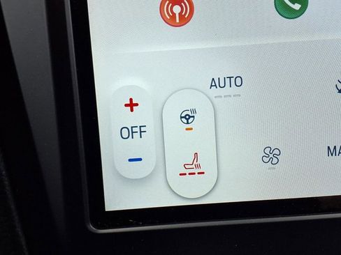 Certified 2024 Ford Edge ST-Line image 4