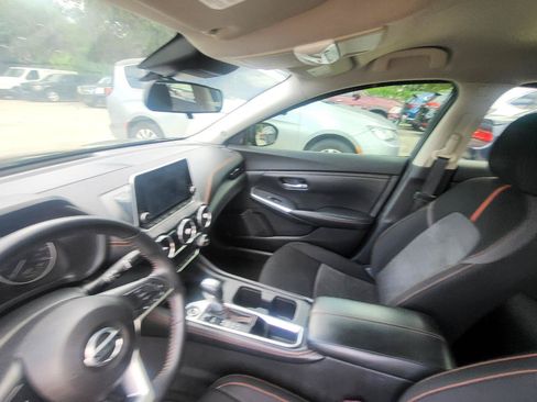 Used 2021 Nissan Sentra SR FWD image 31