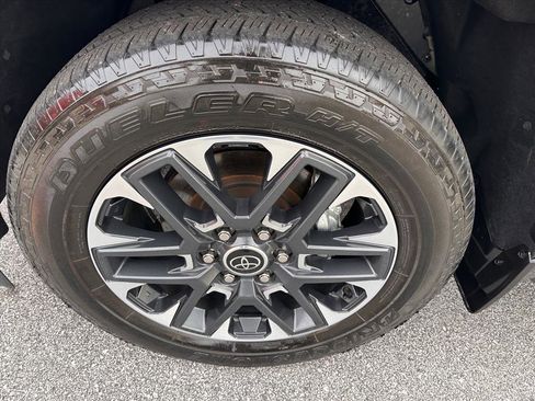 Used 2024 Toyota Sequoia Limited image 30