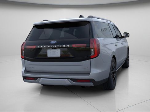 New 2026 Ford Expedition Max Platinum w/ Driver's Package image 8
