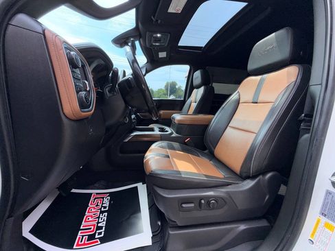 Used 2022 Chevrolet Silverado 2500 High Country w/ Z71 Off-Road Package AWD/4WD image 22