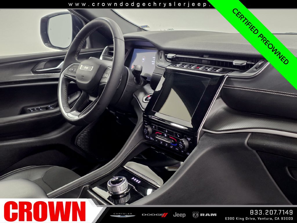 Used 2025 Jeep Grand Cherokee Altitude AWD/4WD image 15