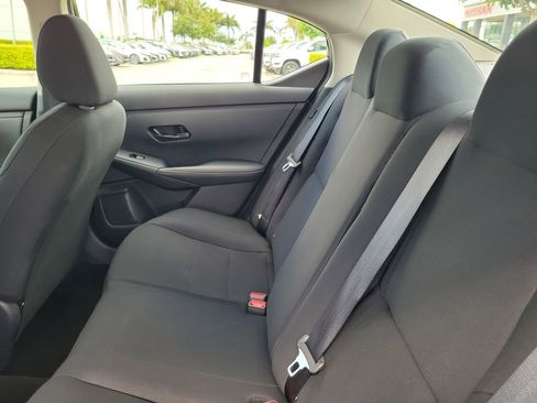Used 2025 Nissan Sentra S FWD image 10