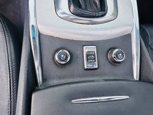 Used 2013 INFINITI G37 Convertible w/ Premium Pkg RWD image 17