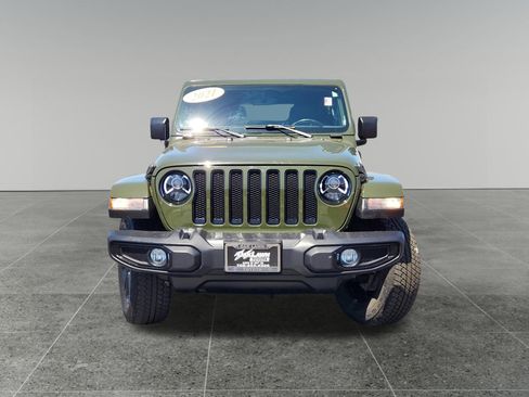 Used 2021 Jeep Wrangler Unlimited Sahara AWD/4WD image 2