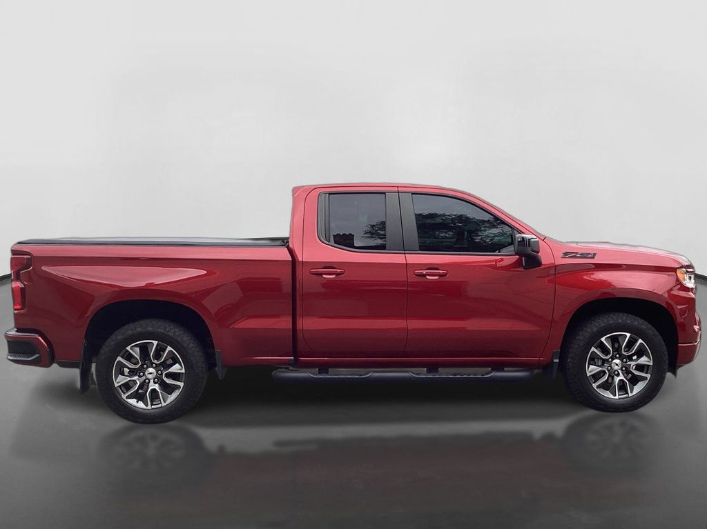 Used 2024 Chevrolet Silverado 1500 RST w/ Convenience Package II AWD/4WD image 4