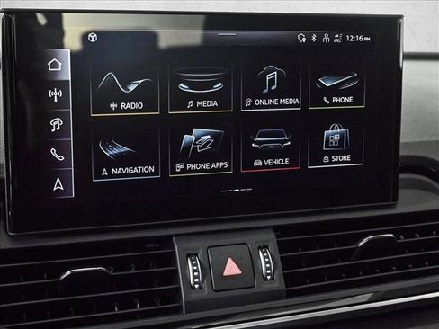 Certified 2025 Audi Q5 2.0T Premium Plus w/ Premium Plus Package AWD/4WD image 15
