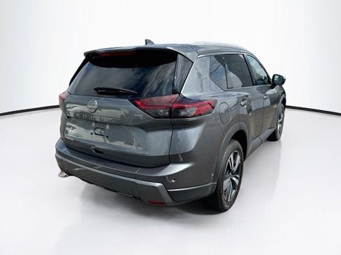 Used 2026 Nissan Rogue SL AWD/4WD image 4