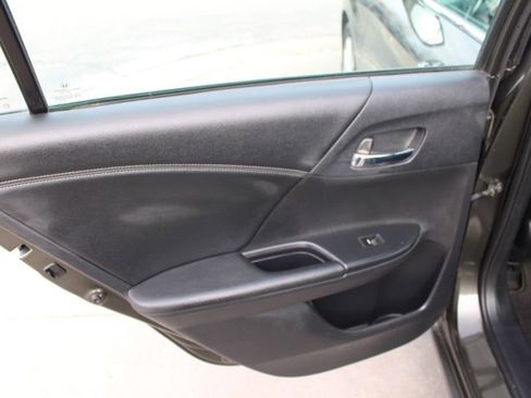 Used 2014 Honda Accord EX-L image 24