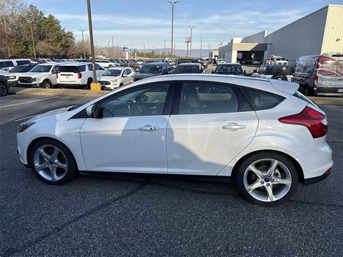 Used 2014 Ford Focus Titanium image 4