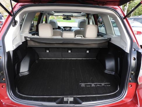 Used 2016 Subaru Forester 2.5i Limited AWD/4WD image 13