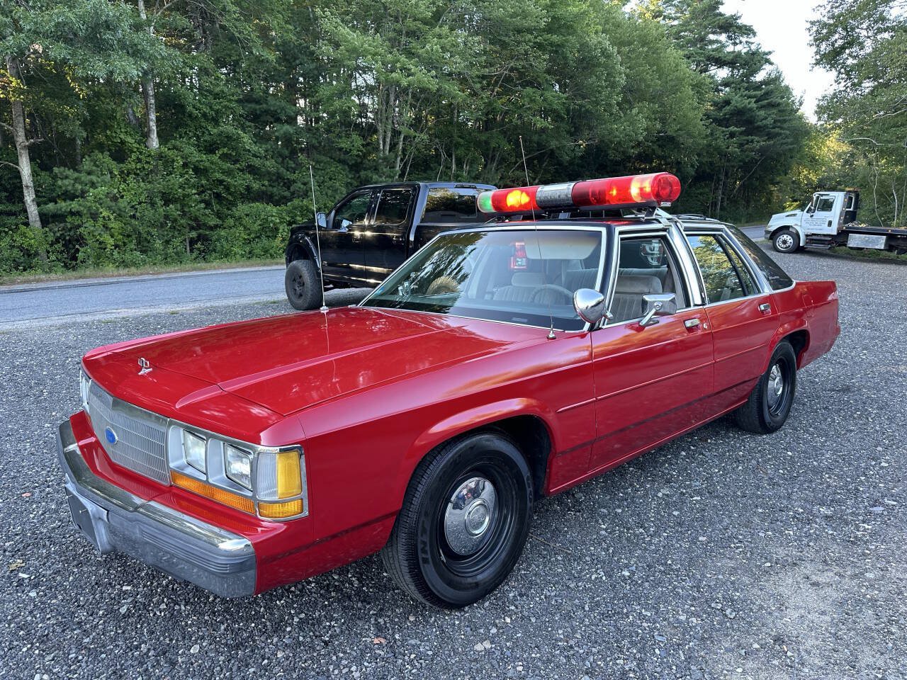 Used 1990 Ford LTD Crown Victoria RWD image 37