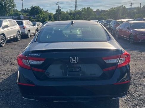 Used 2018 Honda Accord LX image 4