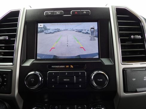 Used 2019 Ford F150 Lariat image 24