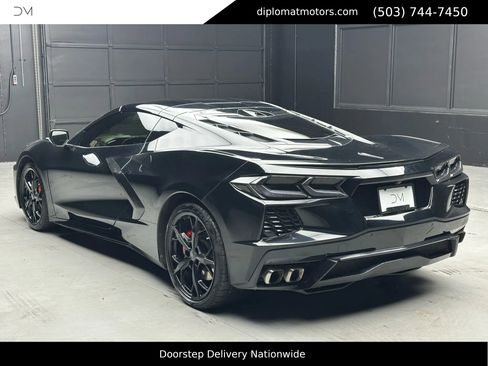 Used 2020 Chevrolet Corvette Stingray Premium Cpe w/ 3LT Preferred Equipment Group image 5