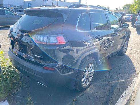 Used 2022 Jeep Cherokee Latitude Lux AWD/4WD image 3