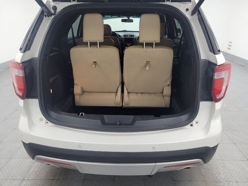Used 2017 Ford Explorer Limited AWD/4WD image 29
