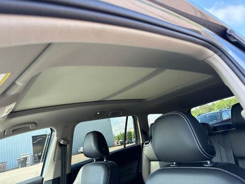 Used 2021 Volkswagen Atlas SE w/ Panoramic Sunroof Package AWD/4WD image 26