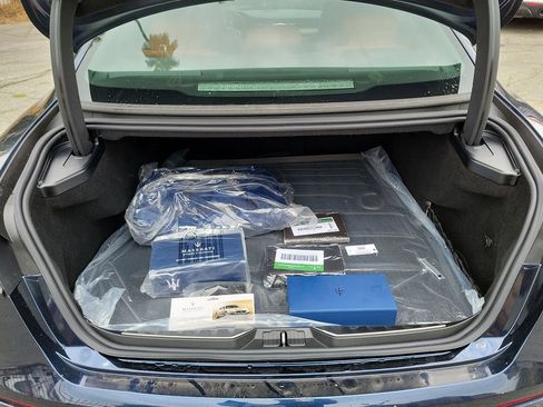 Used 2023 Maserati Quattroporte Modena image 18