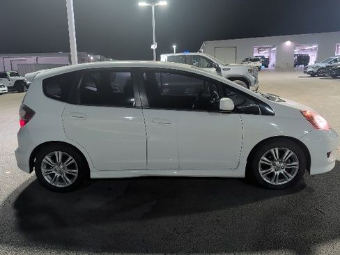 Used 2010 Honda Fit Sport image 2