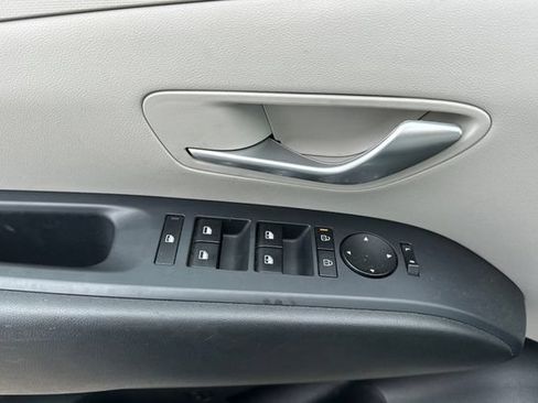 Used 2025 Hyundai Tucson SEL AWD/4WD image 12