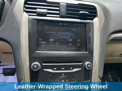 Used 2014 Ford Fusion SE w/ Equipment Group 202A FWD image 23