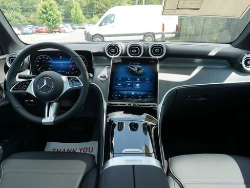 Certified 2025 Mercedes-Benz GLC 300 4MATIC image 51