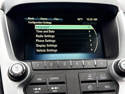 Used 2017 Chevrolet Equinox LS image 23