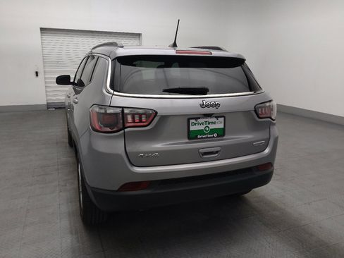 Used 2024 Jeep Compass Latitude AWD/4WD image 6